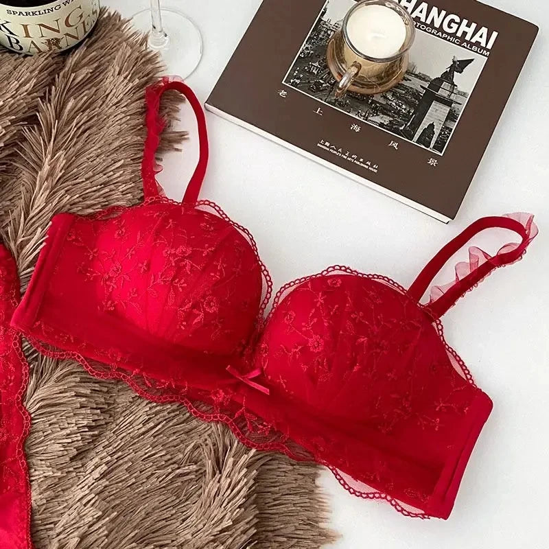 Seamless Strapless Bralette in red with delicate floral lace detailing
